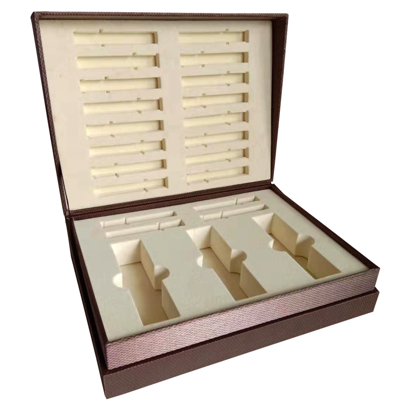 cardboard cosmetic box